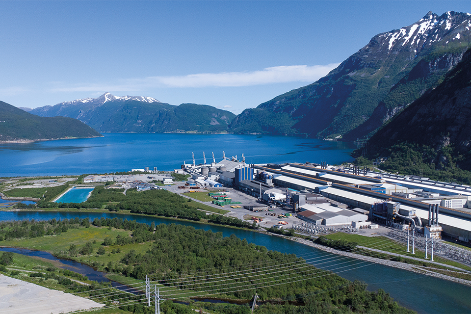 Blog Environmental Monitoring In The Aluminium Industry OPSIS 960X640pxl